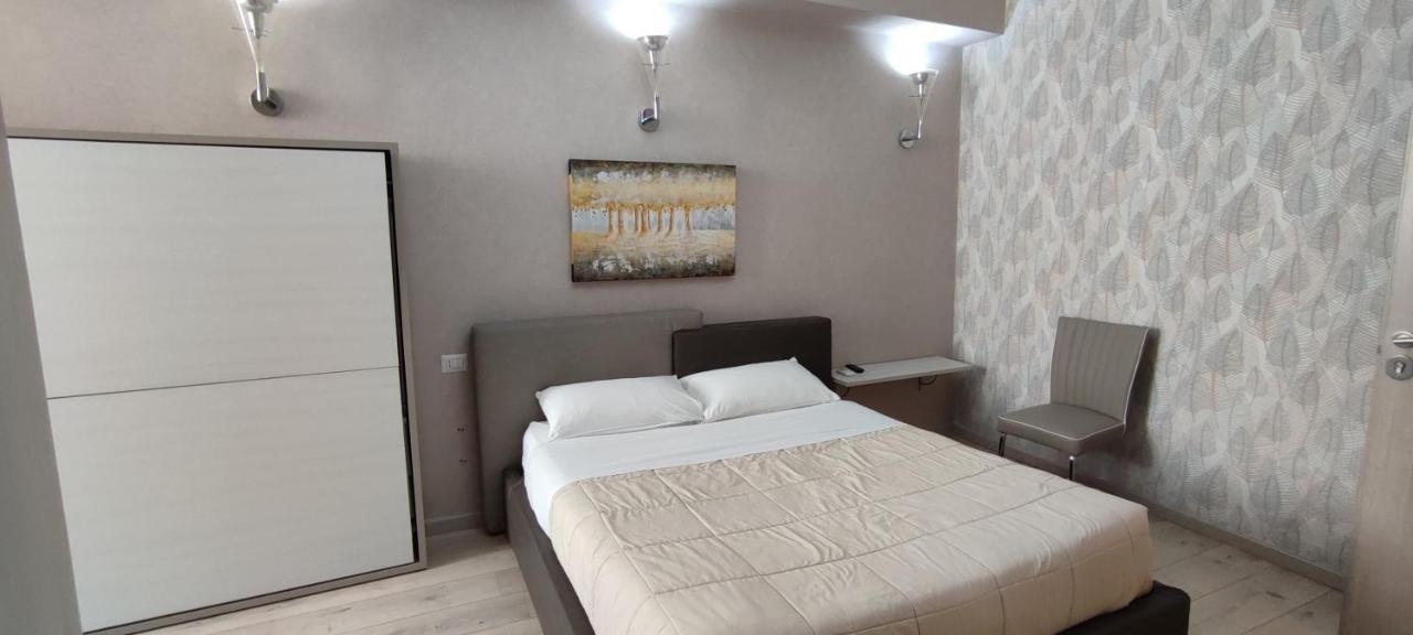 Hotel Nitto House Bari Pokoj fotografie